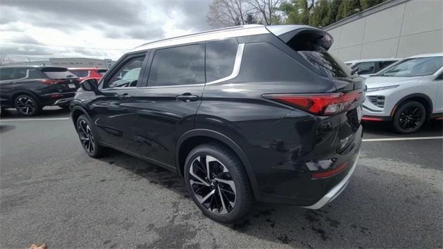 new 2024 Mitsubishi Outlander car, priced at $42,780