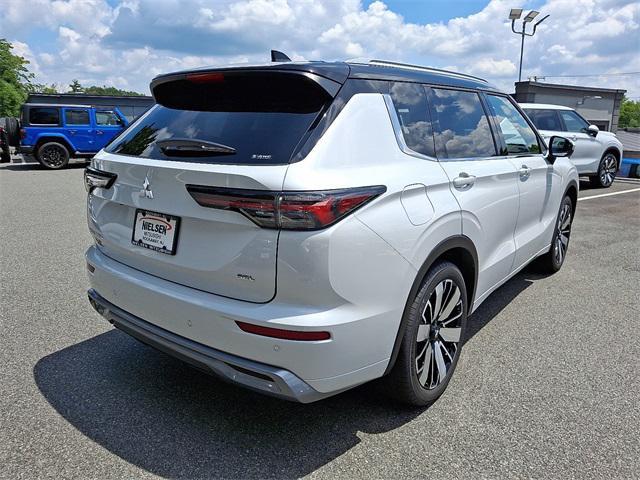 new 2025 Mitsubishi Outlander car, priced at $46,945