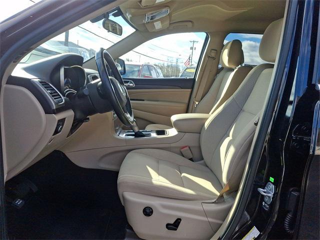 used 2021 Jeep Grand Cherokee car, priced at $22,996