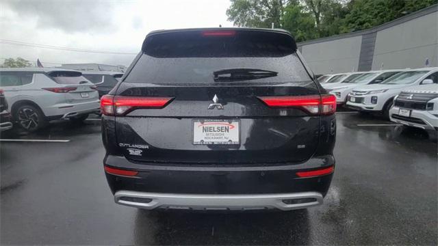 new 2024 Mitsubishi Outlander car, priced at $36,110