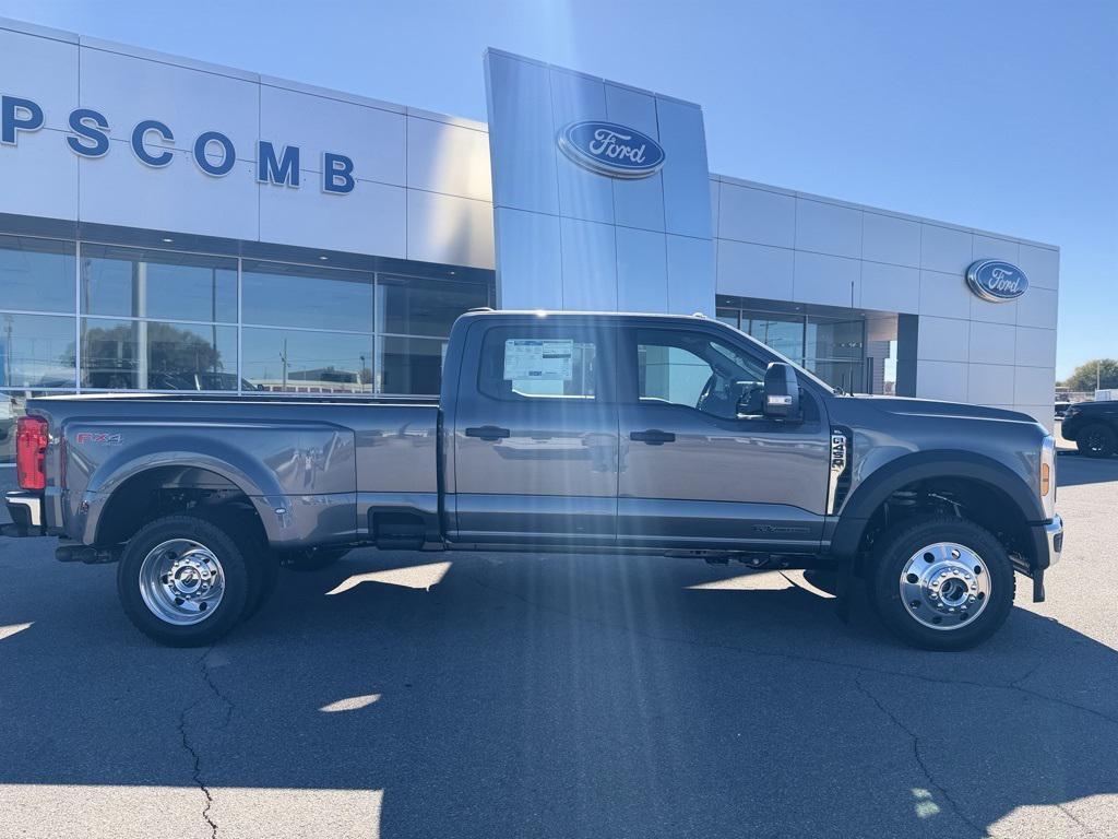new 2026 Ford F-450 car, priced at $75,085