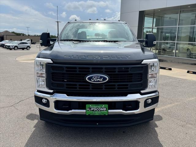 new 2025 Ford F-350 car, priced at $70,530