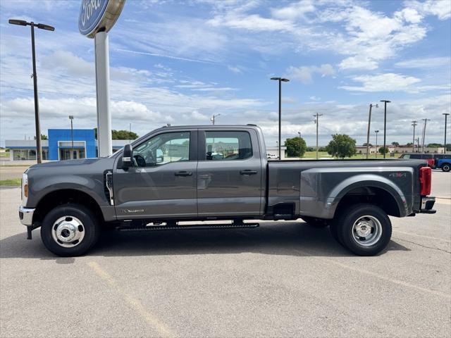 new 2025 Ford F-350 car, priced at $70,530