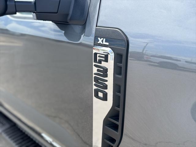 new 2025 Ford F-350 car, priced at $70,530