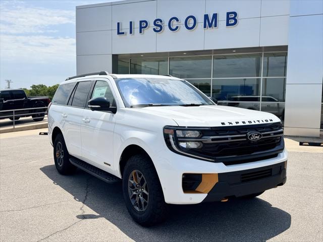 new 2025 Ford Expedition car, priced at $84,040