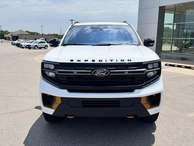 new 2025 Ford Expedition car, priced at $84,040