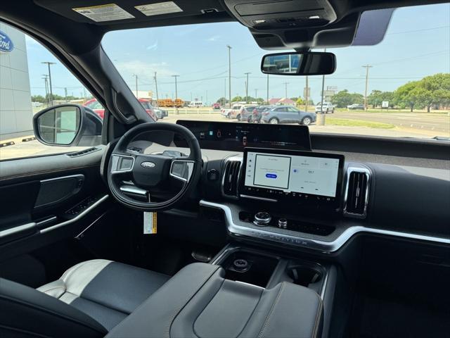 new 2025 Ford Expedition car, priced at $84,040
