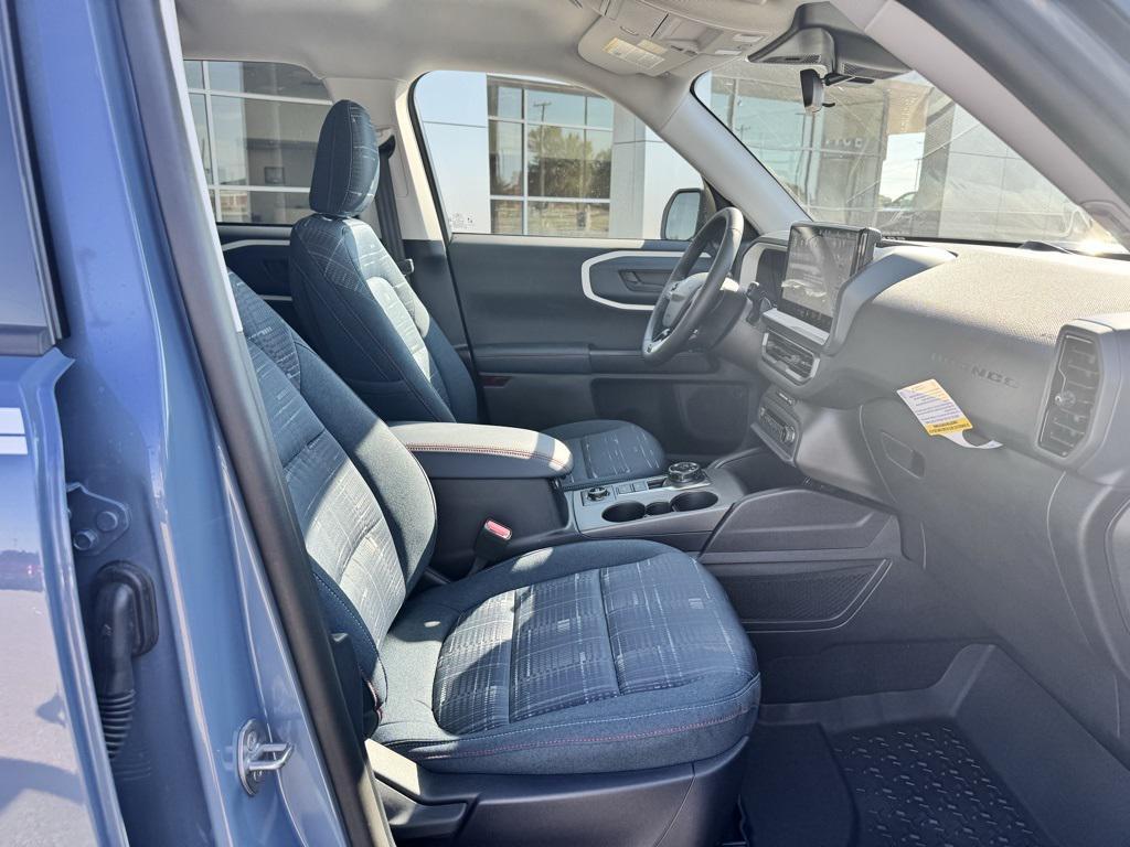 new 2025 Ford Bronco Sport car, priced at $39,015