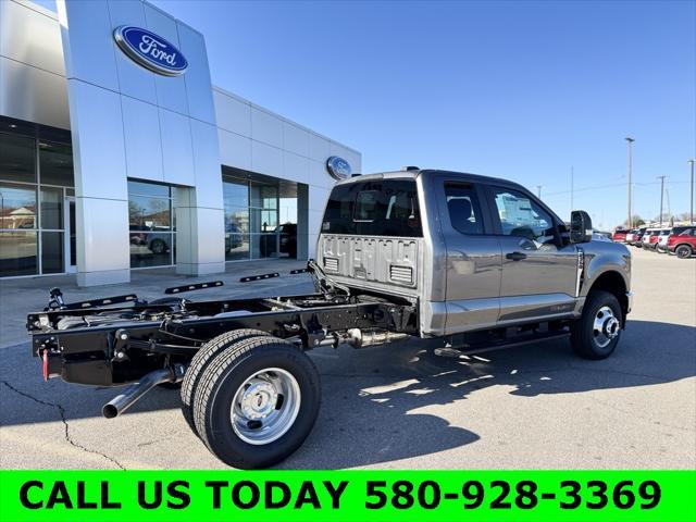 new 2025 Ford F-350 car, priced at $72,260