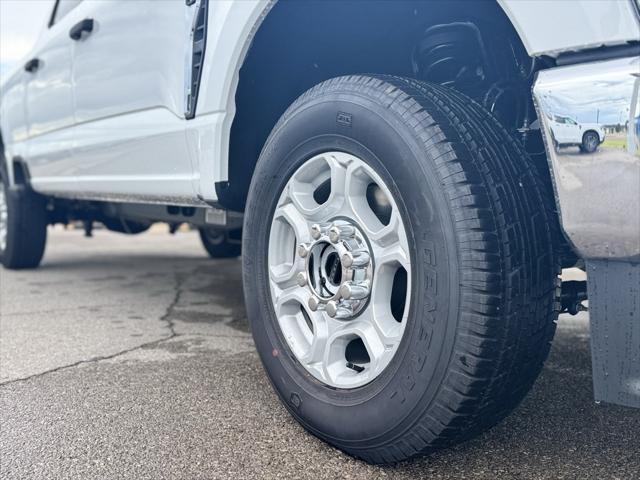 new 2025 Ford F-250 car, priced at $57,795