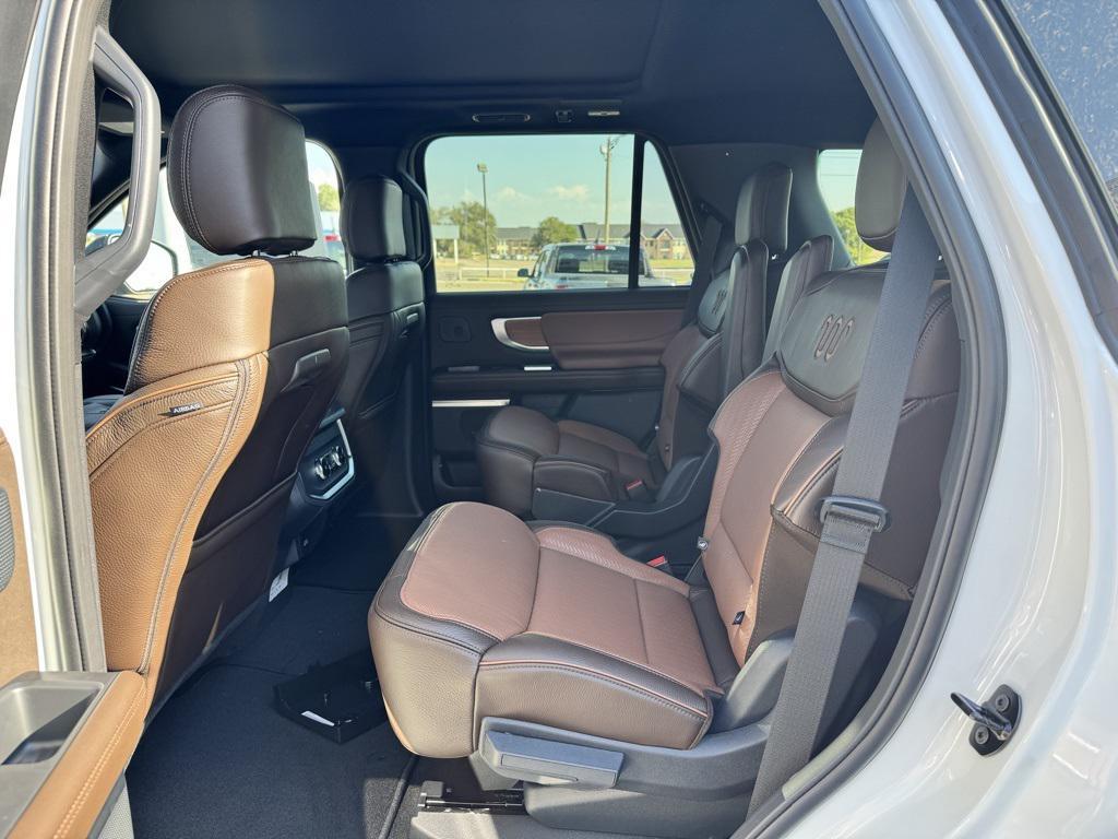 new 2025 Ford Expedition car, priced at $86,000
