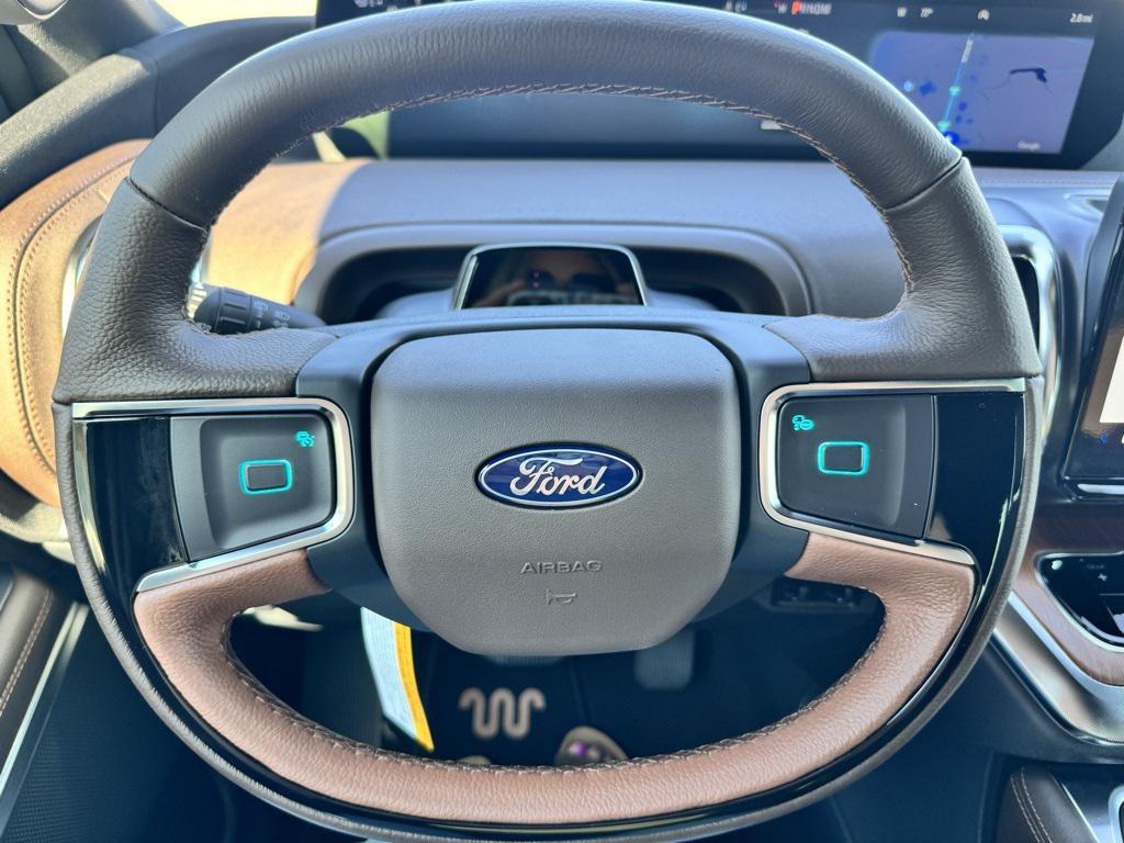 new 2025 Ford Expedition car, priced at $86,000