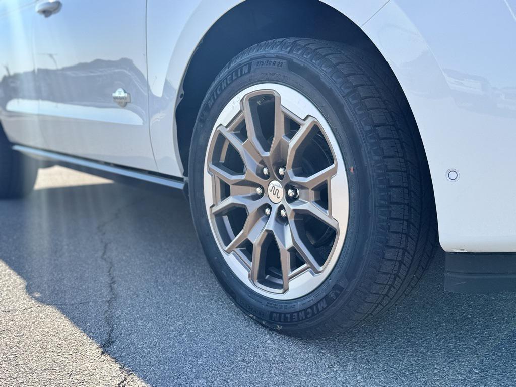 new 2025 Ford Expedition car, priced at $86,000