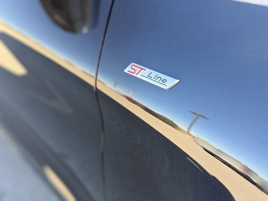 new 2025 Ford Explorer car, priced at $49,180