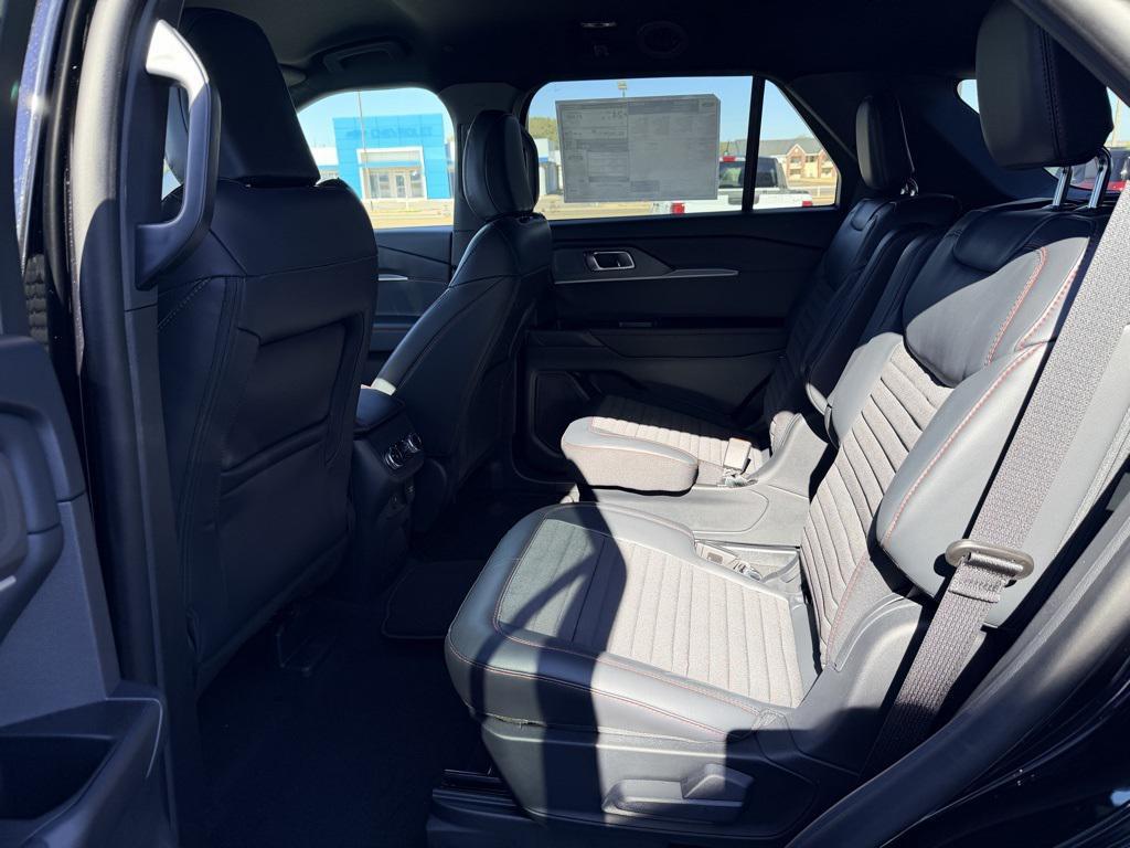 new 2025 Ford Explorer car, priced at $49,180