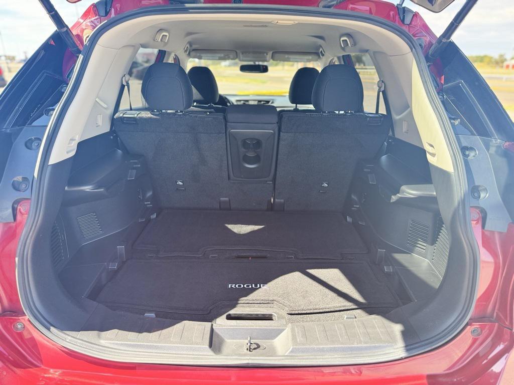 used 2017 Nissan Rogue car, priced at $12,553
