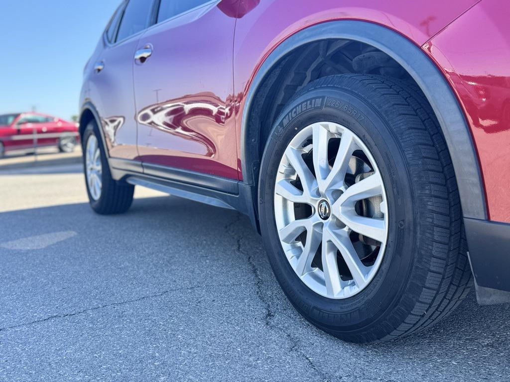 used 2017 Nissan Rogue car, priced at $12,553