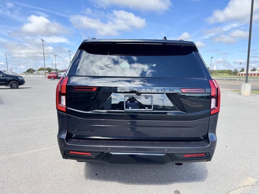 new 2025 Ford Expedition car, priced at $80,000