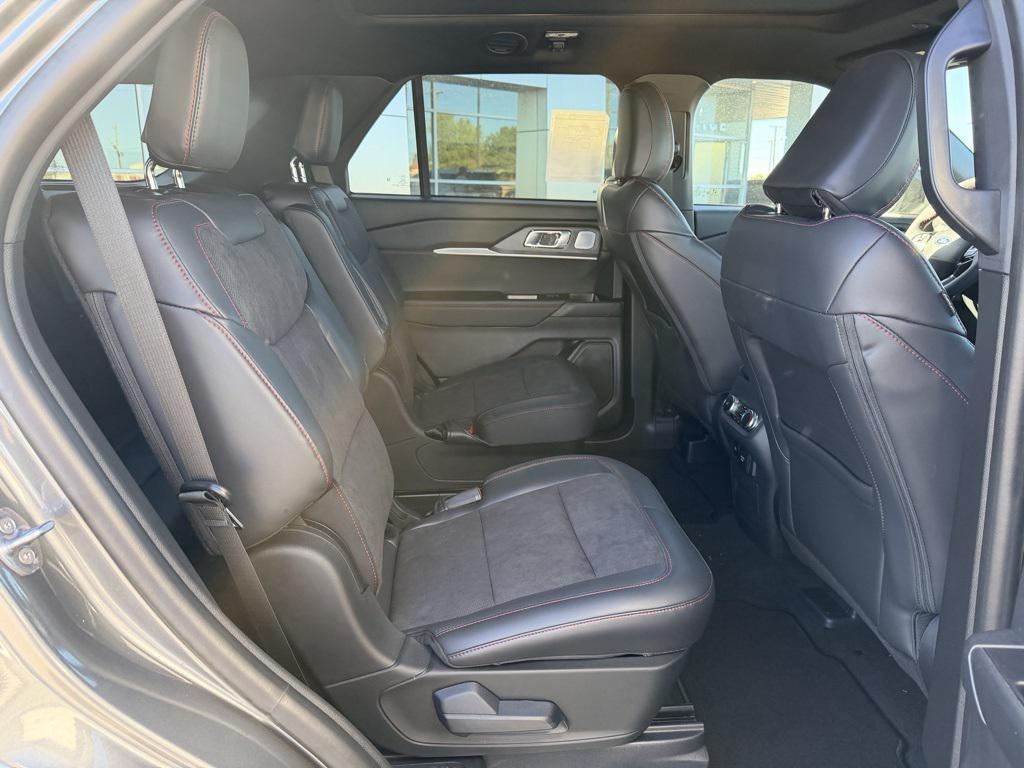 new 2025 Ford Explorer car, priced at $60,315