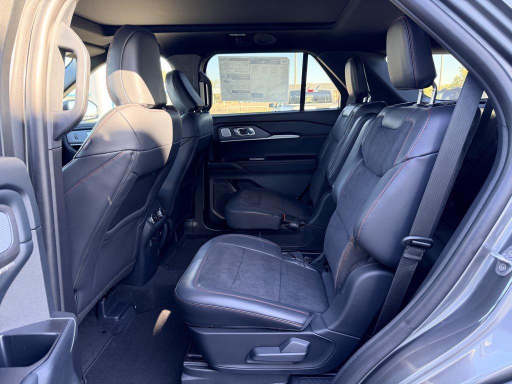 new 2025 Ford Explorer car, priced at $60,315