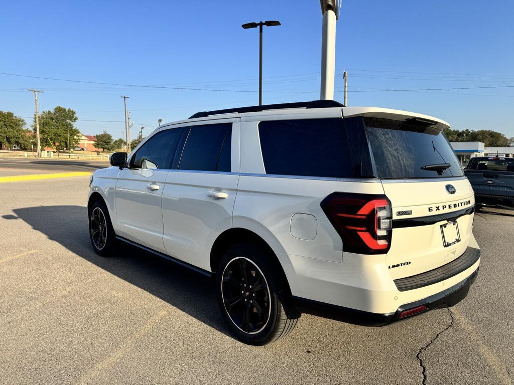 used 2023 Ford Expedition car, priced at $52,660