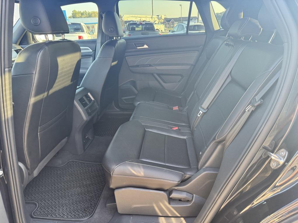 used 2022 Volkswagen Atlas Cross Sport car, priced at $25,550