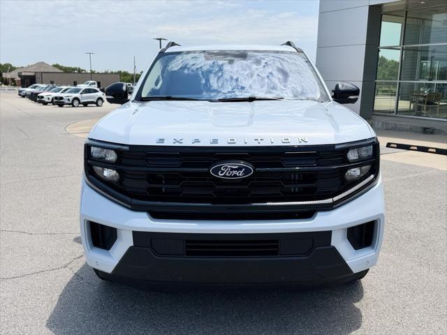 new 2025 Ford Expedition car, priced at $71,370