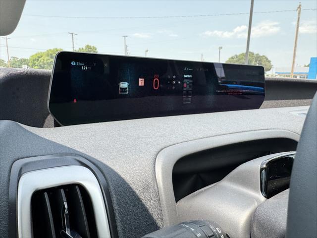 new 2025 Ford Expedition car, priced at $71,370
