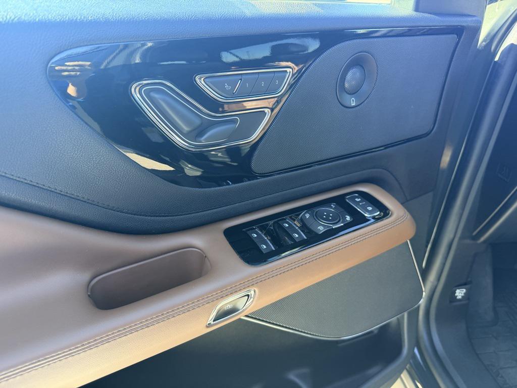 used 2022 Lincoln Aviator car, priced at $42,881