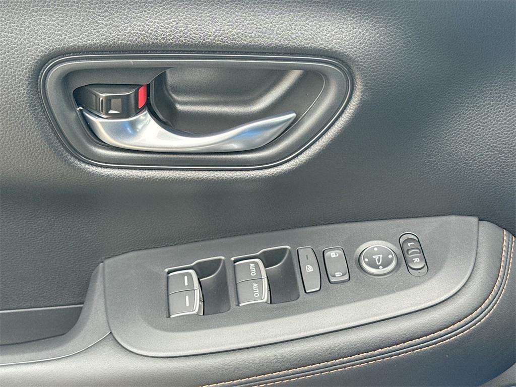 new 2026 Honda HR-V car, priced at $29,542