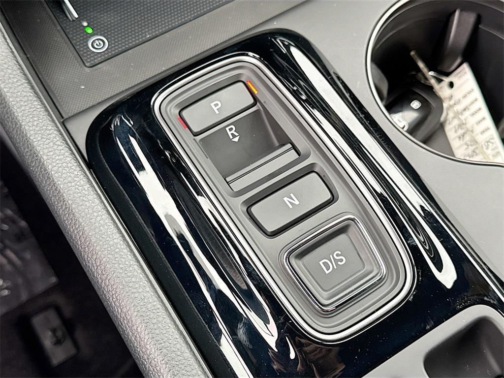 new 2025 Honda Pilot car, priced at $46,292