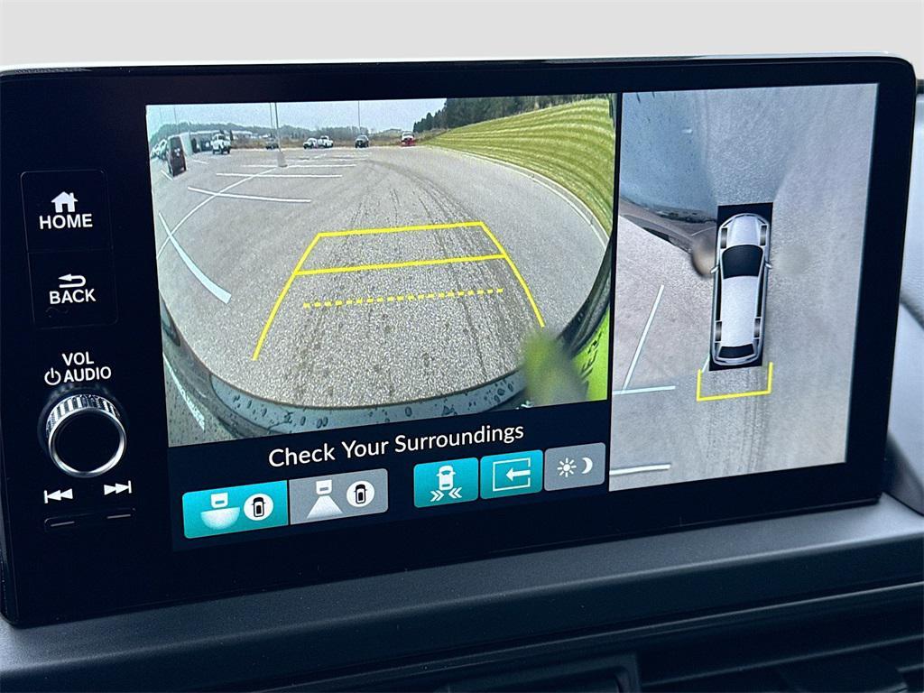 new 2025 Honda Pilot car, priced at $46,292