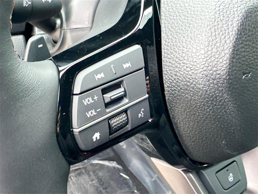 new 2025 Honda Pilot car, priced at $46,292