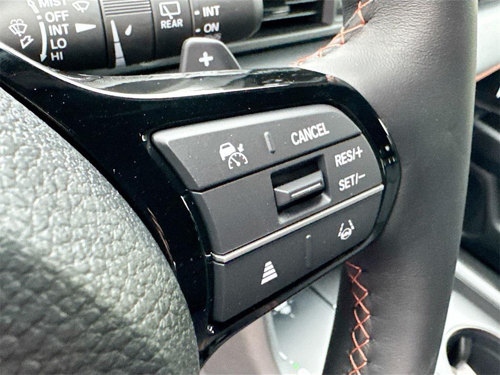 new 2025 Honda Pilot car, priced at $46,292