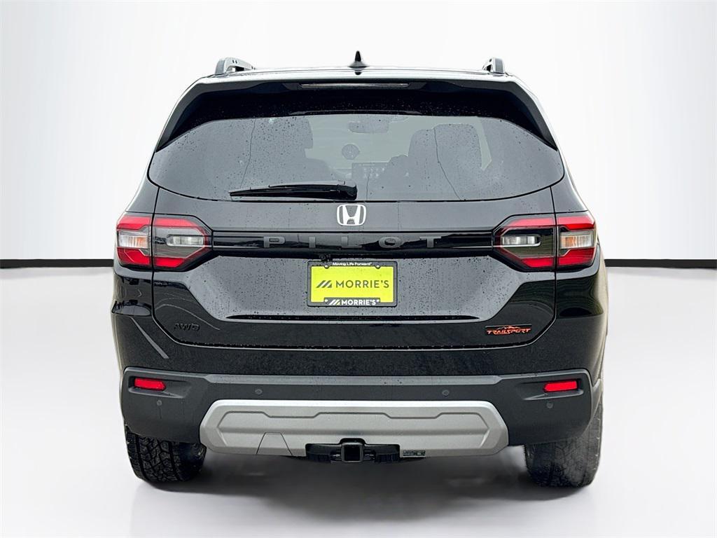 new 2025 Honda Pilot car, priced at $46,292