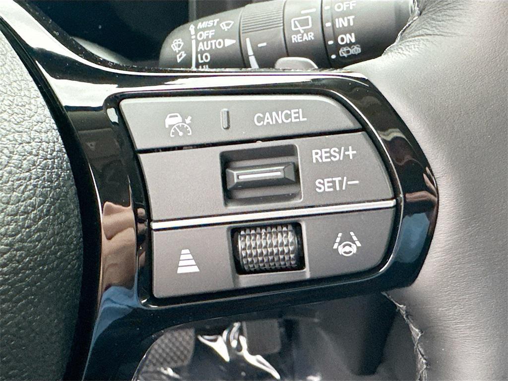 new 2025 Honda Pilot car, priced at $49,822