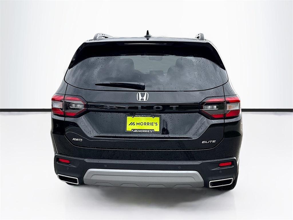 new 2025 Honda Pilot car, priced at $49,822