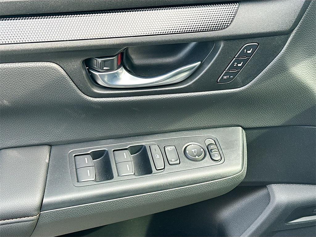 new 2026 Honda CR-V Hybrid car, priced at $39,183