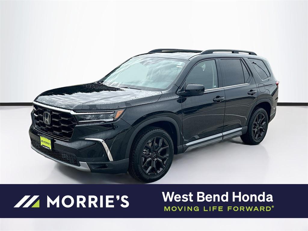 new 2025 Honda Pilot car, priced at $47,064