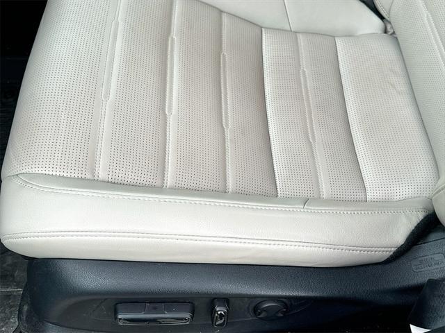 used 2024 Honda CR-V car, priced at $33,994