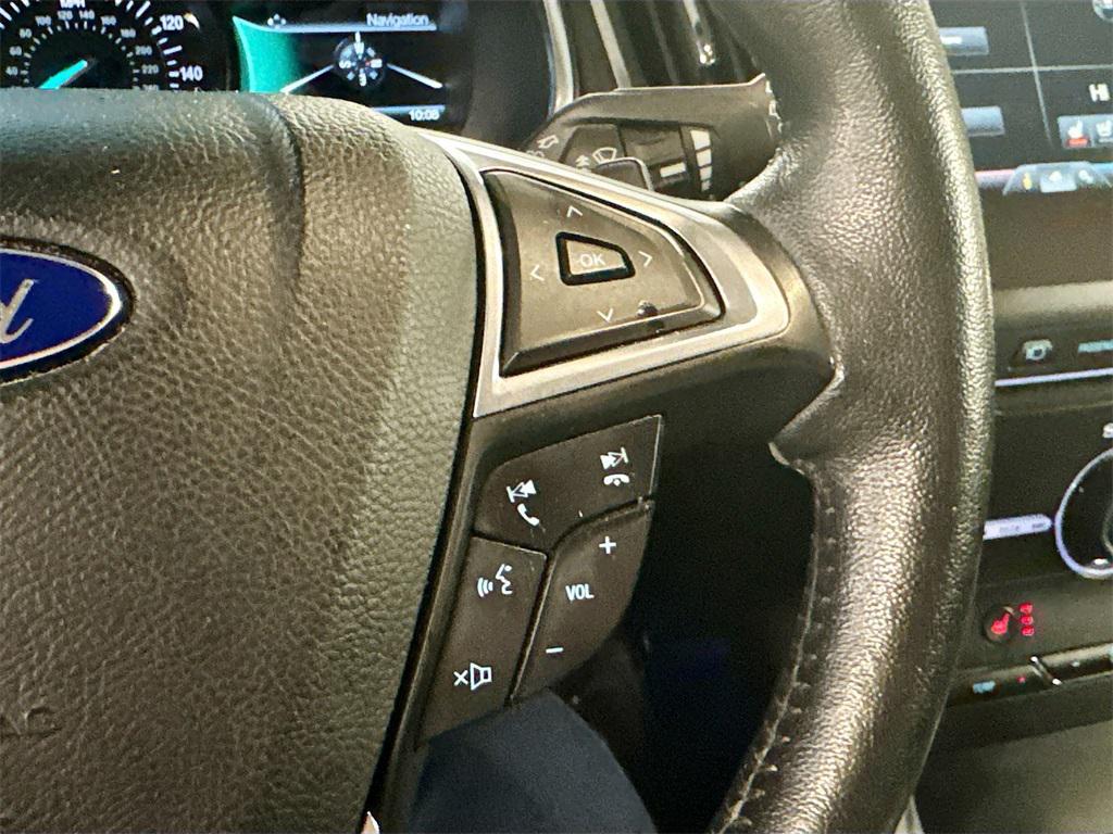 used 2015 Ford Edge car, priced at $12,999