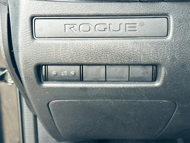 used 2022 Nissan Rogue car, priced at $21,350