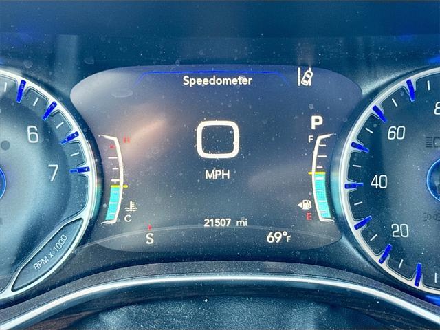 used 2023 Chrysler Pacifica car, priced at $40,944