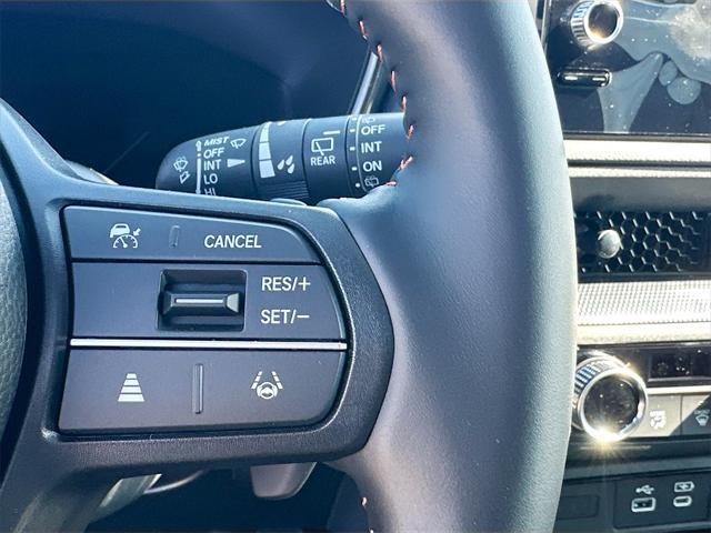 new 2025 Honda CR-V Hybrid car, priced at $39,040