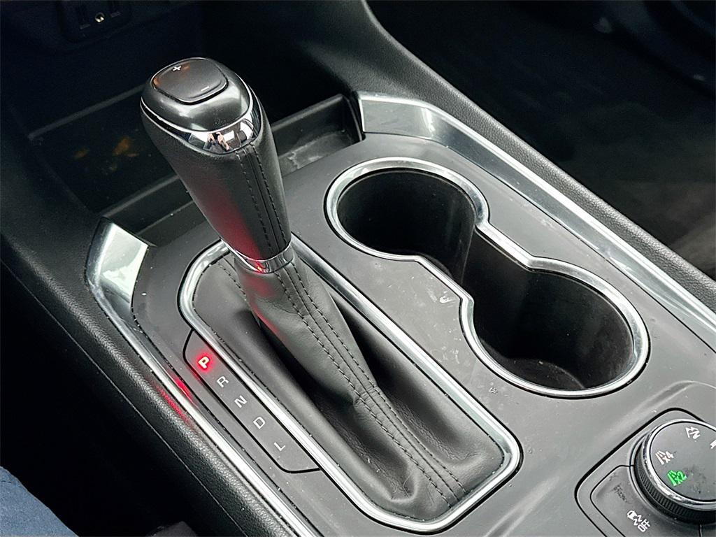 used 2019 Chevrolet Traverse car, priced at $17,999