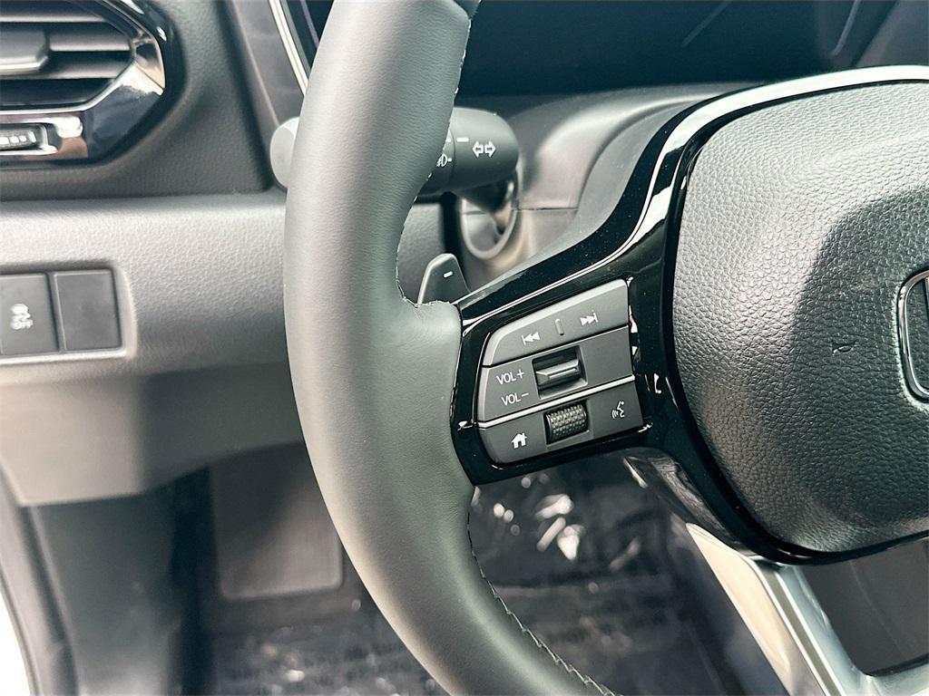 new 2025 Honda Pilot car, priced at $47,303
