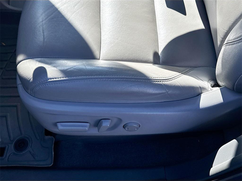 used 2015 Toyota Sienna car, priced at $19,599