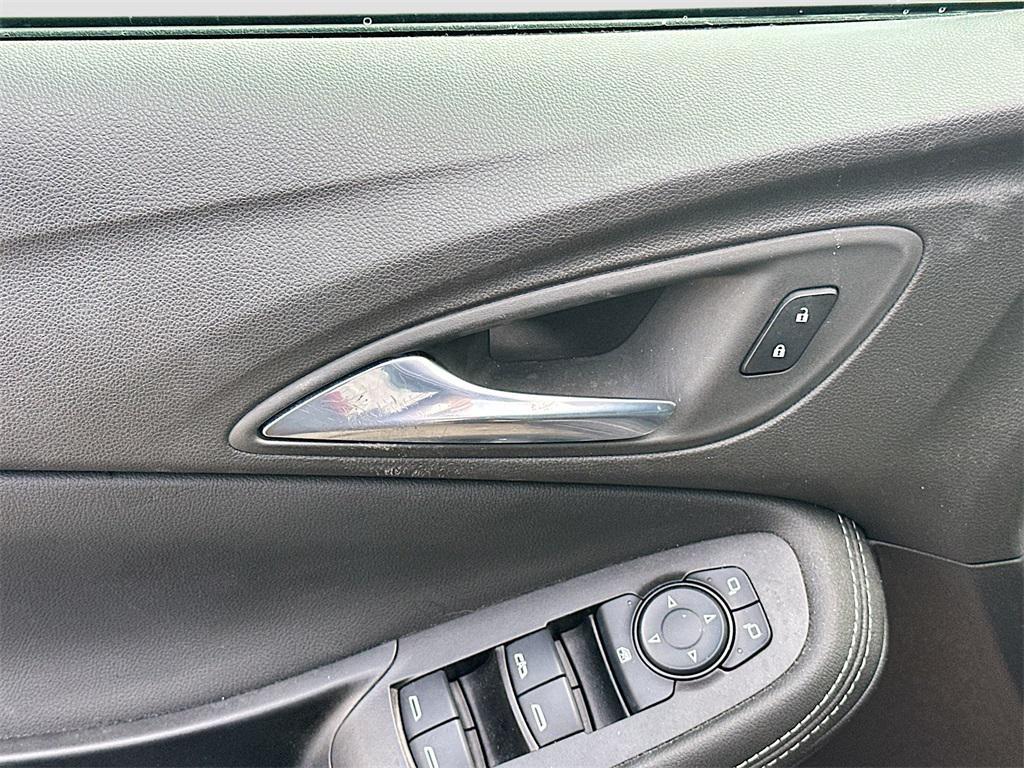 used 2022 Buick Encore GX car, priced at $19,999