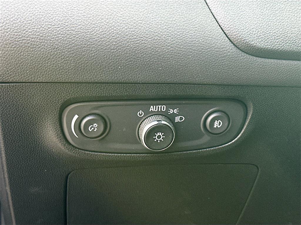 used 2022 Buick Encore GX car, priced at $19,999