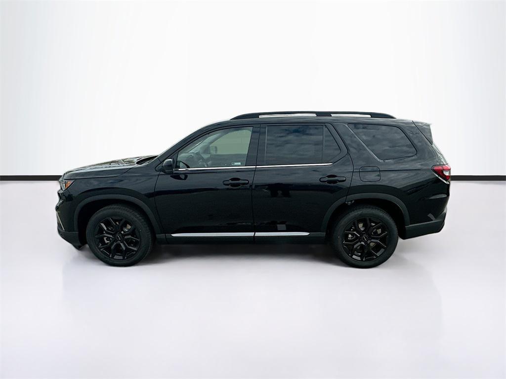 new 2025 Honda Pilot car, priced at $48,839